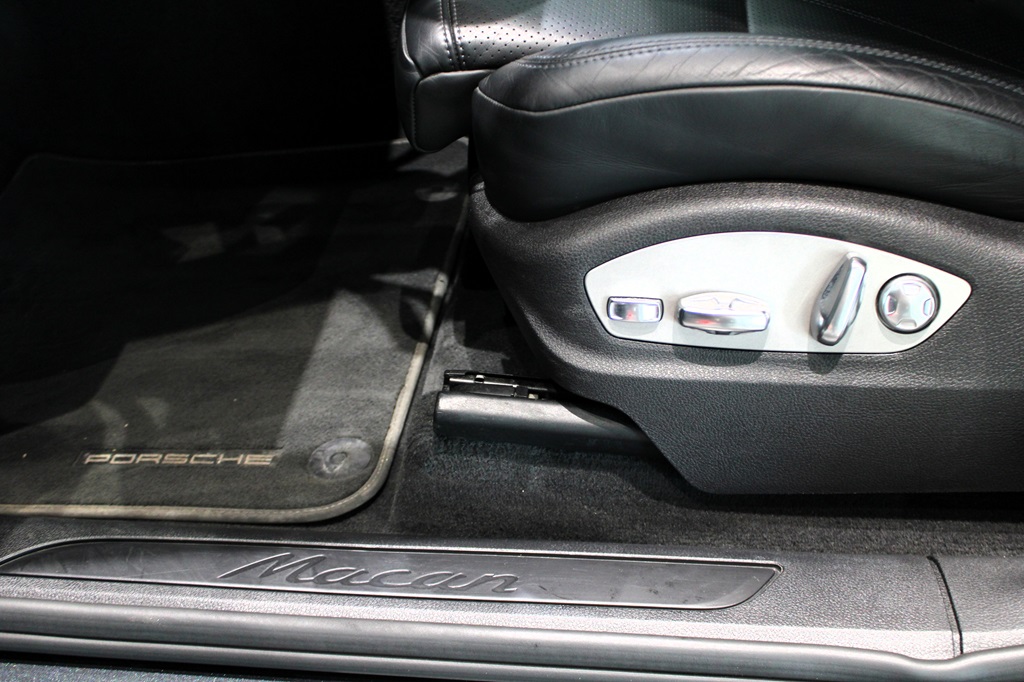 Porsche Macan MEX10H