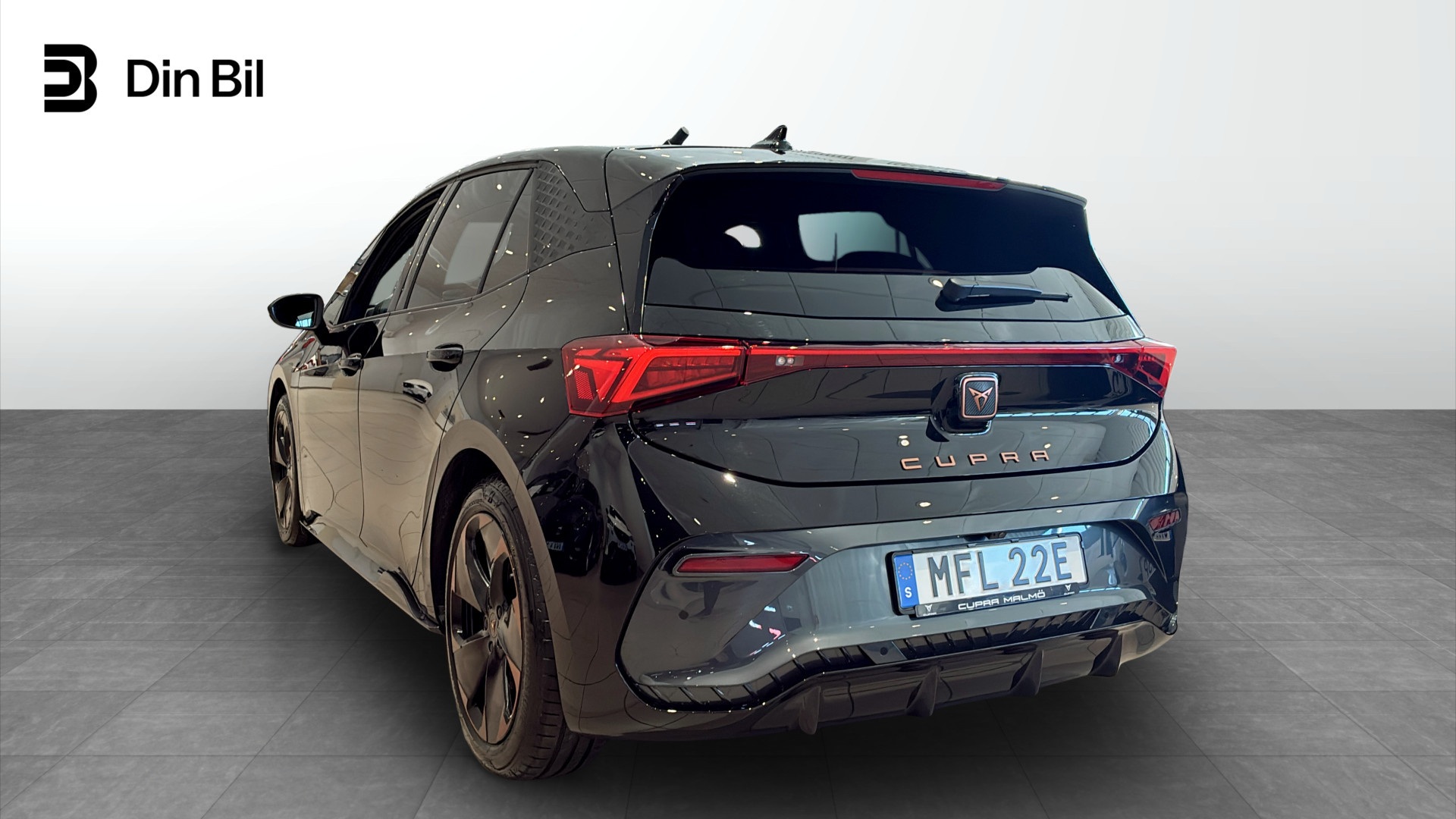 CUPRA Born MFL22E