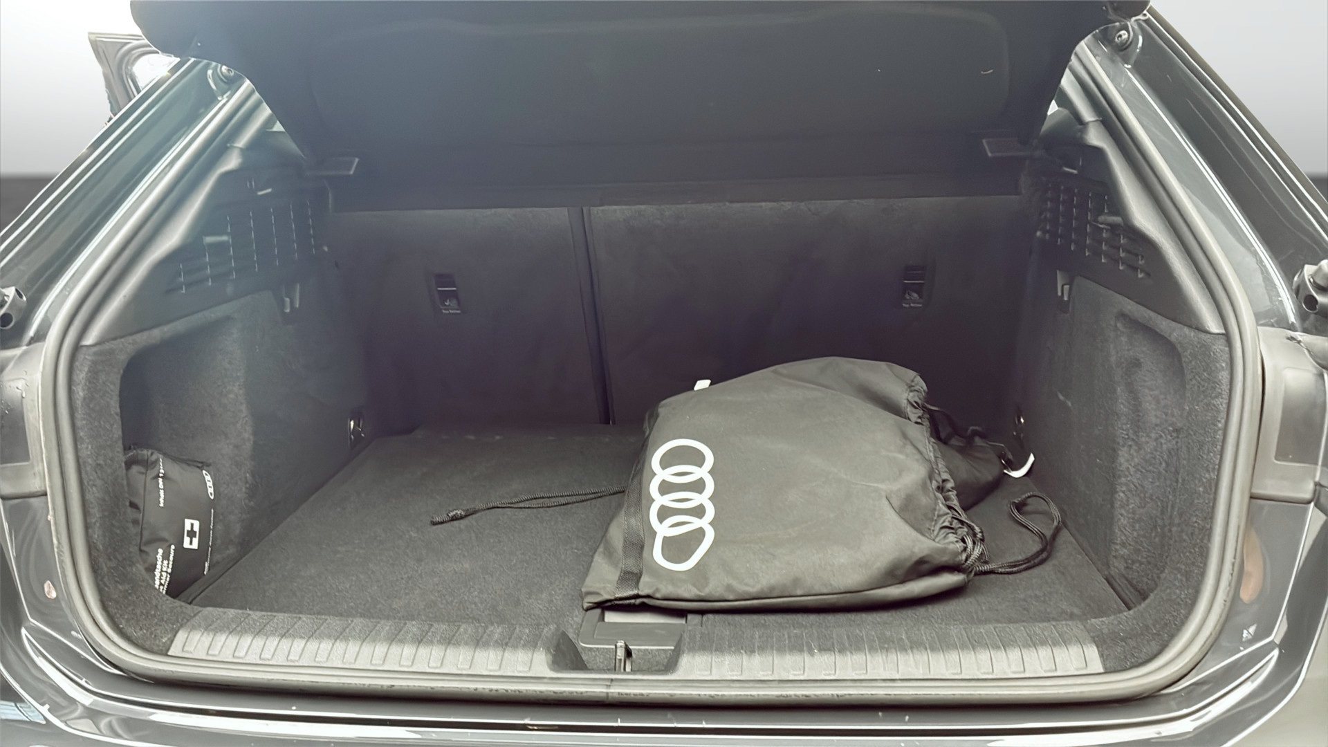 Audi A3 Sportback TFSI e MFP48E