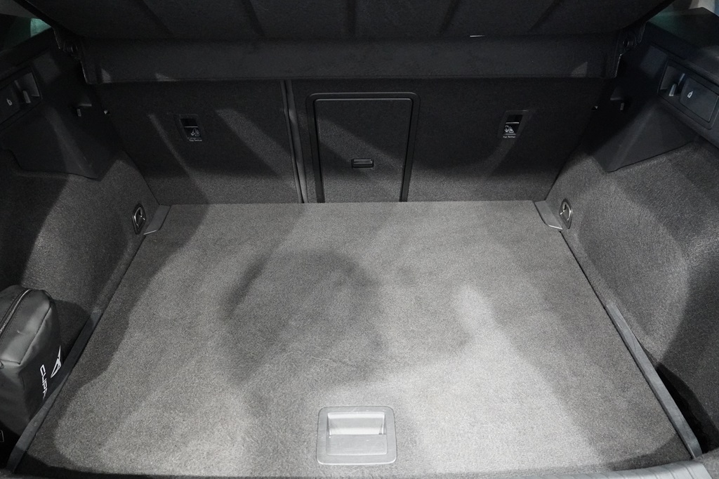 SEAT Cupra MFP85C