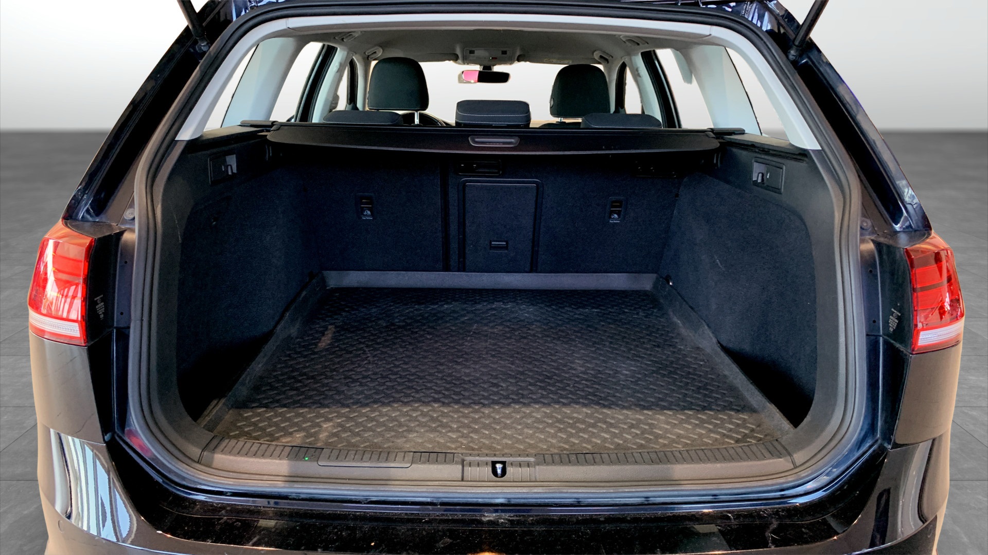 Volkswagen Golf MGK10U