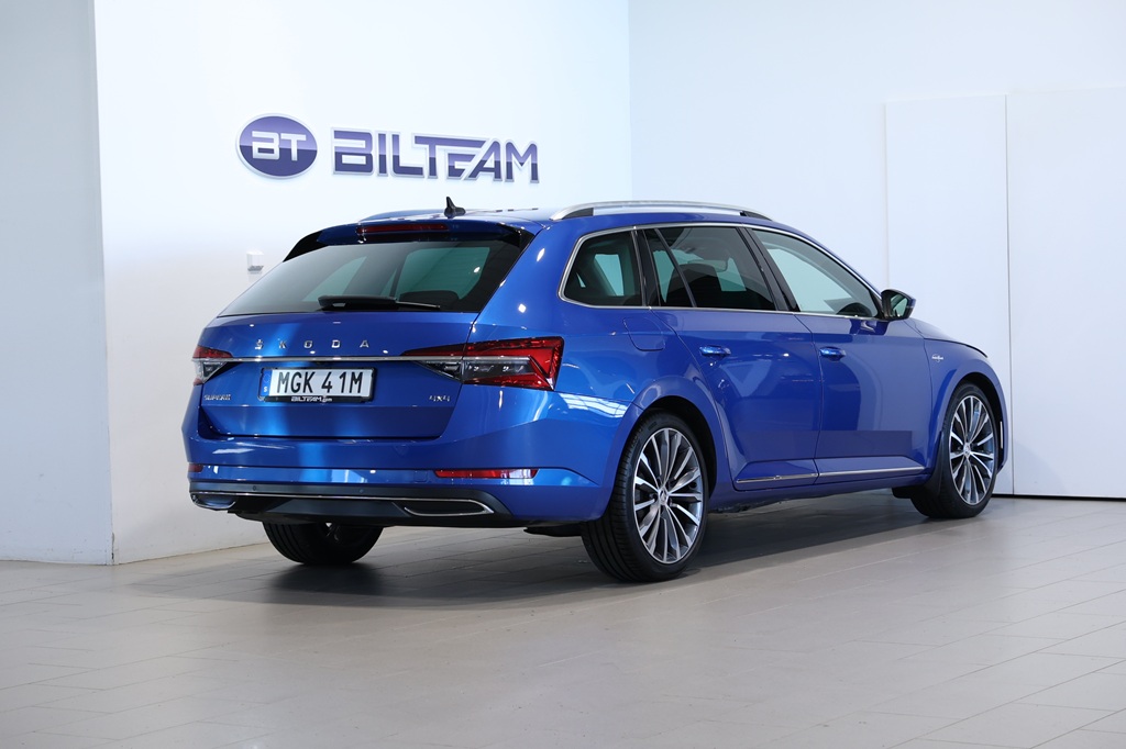 Skoda Superb Combi MGK41M