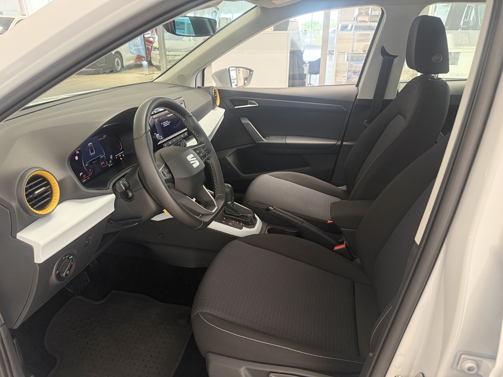 SEAT Arona MGK85M