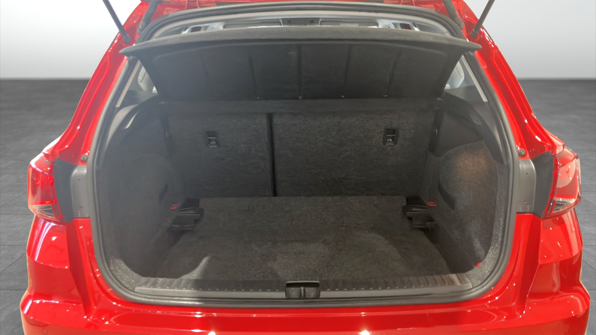 SEAT Arona MGR21W
