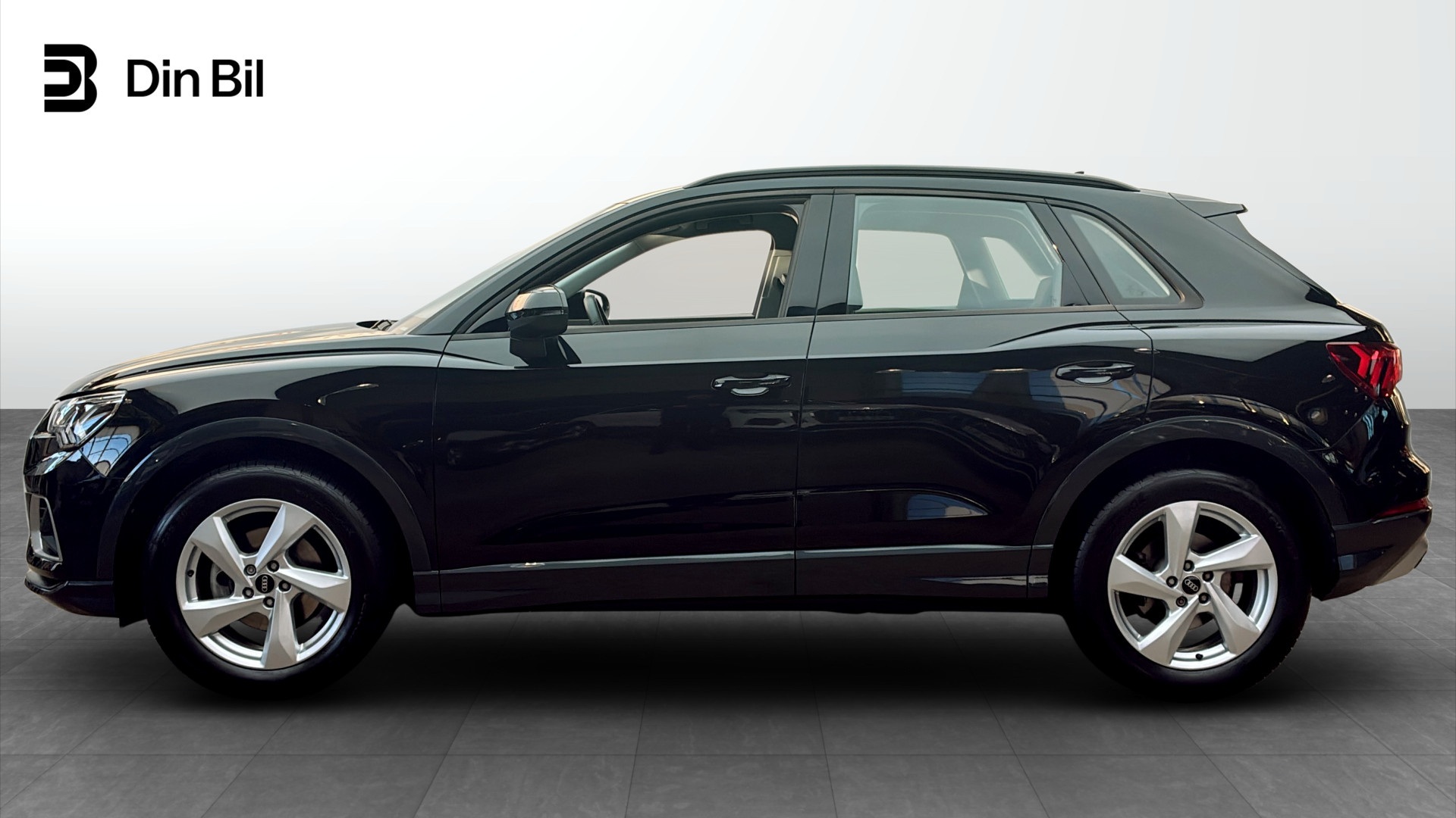 Audi Q3 MHG22T