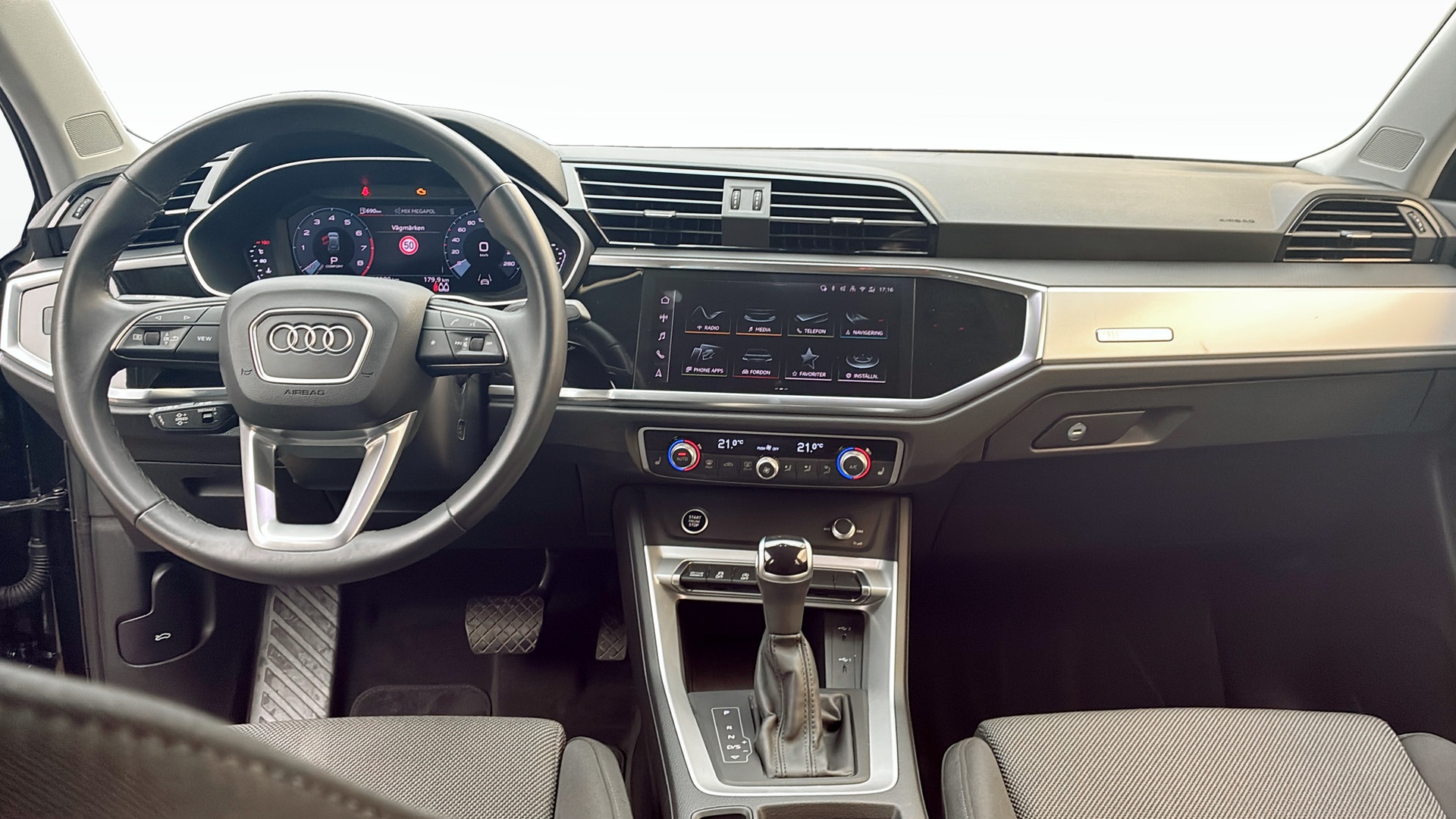 Audi Q3 MHG22T