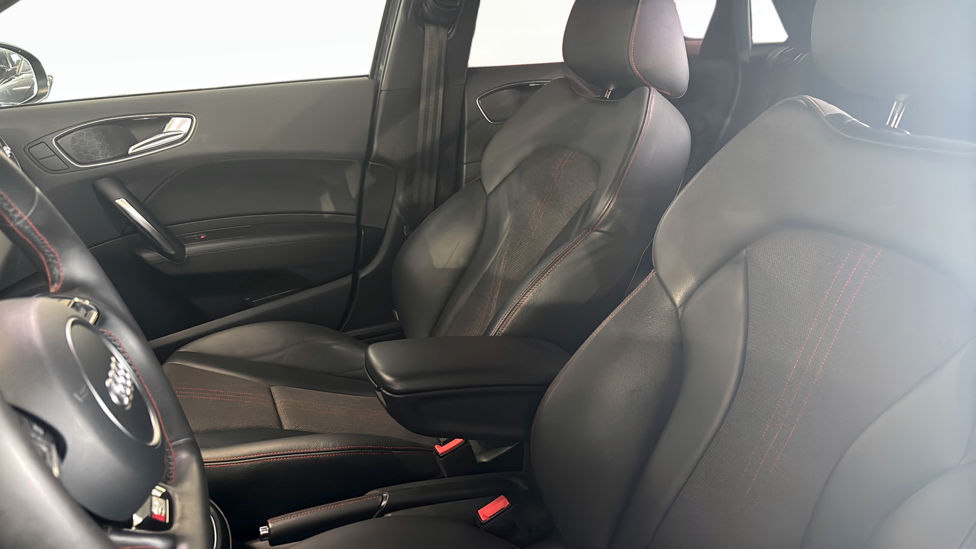Audi S1 Sportback MHJ263