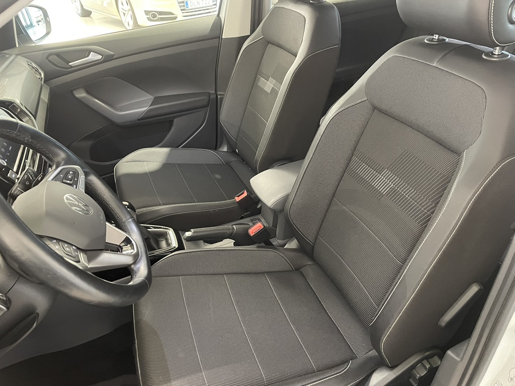 Volkswagen T-Cross MHL02U