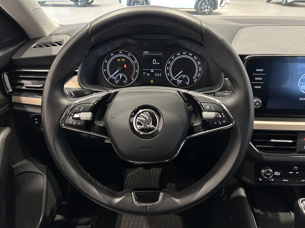 Skoda Scala MHL21L