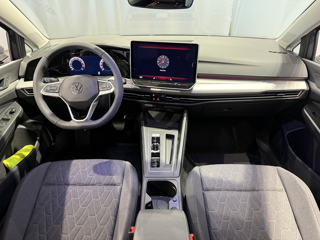 Volkswagen Golf Sportscombi MHM49X