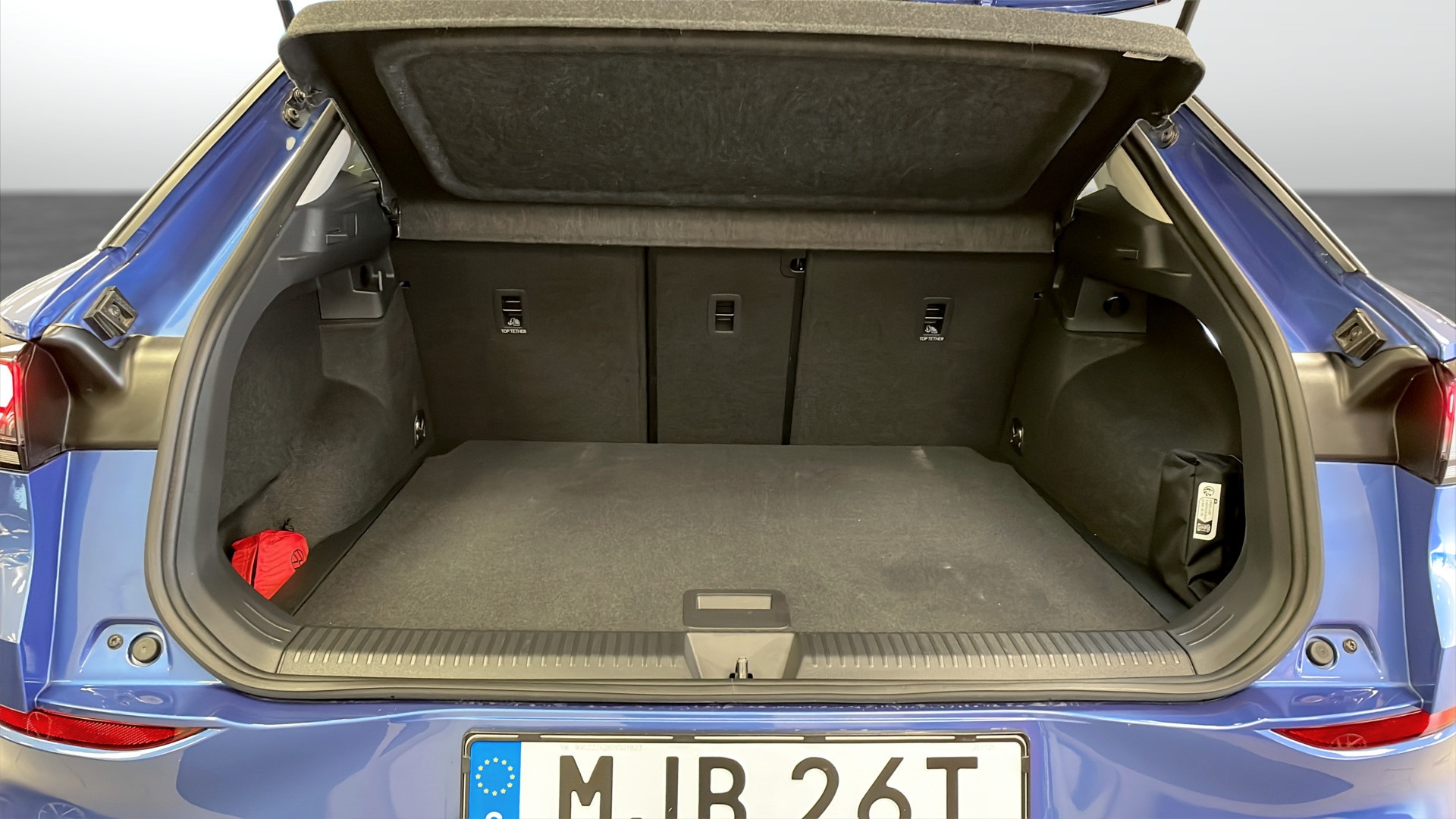 Volkswagen T-Roc MJB26T