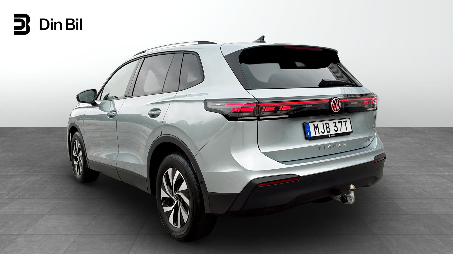 Volkswagen Tiguan MJB37T