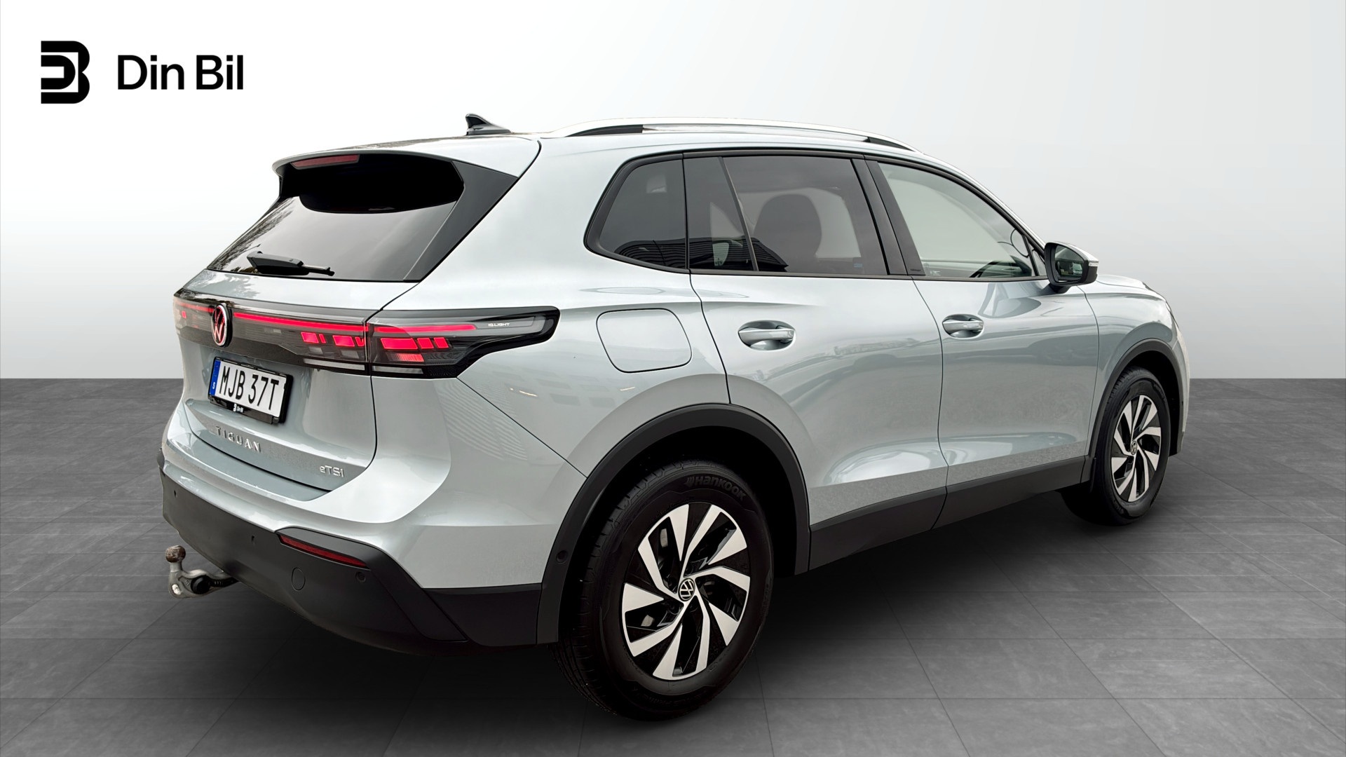 Volkswagen Tiguan MJB37T
