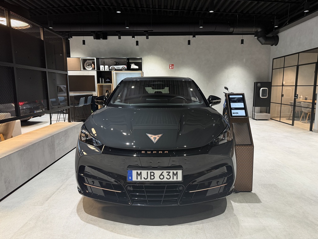 CUPRA Tavascan MJB63M