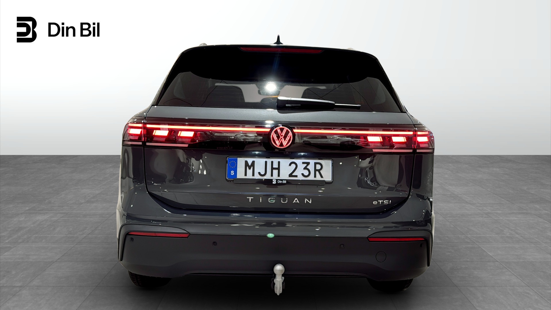 Volkswagen Tiguan MJH23R