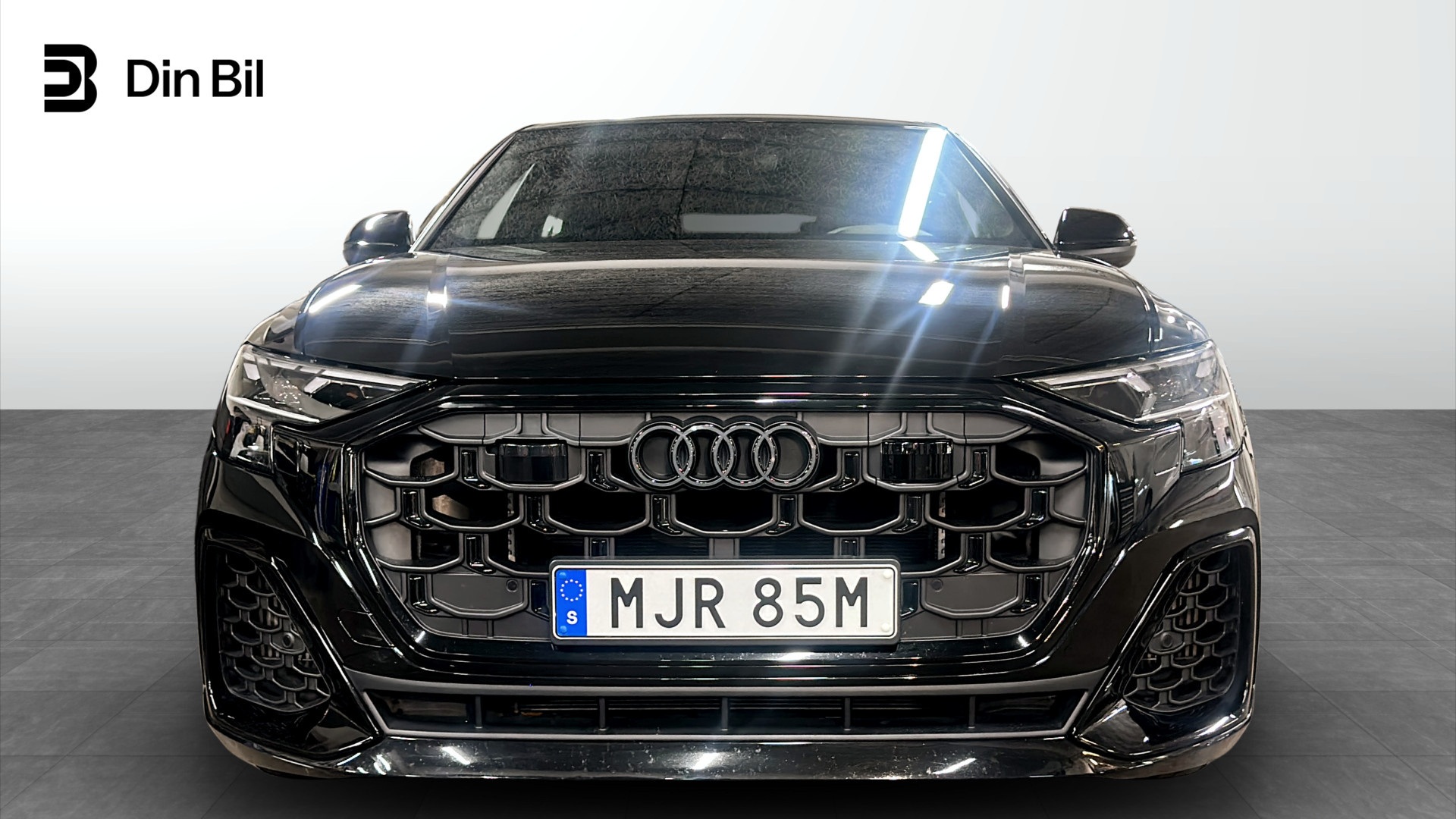 Audi Q8 MJR85M