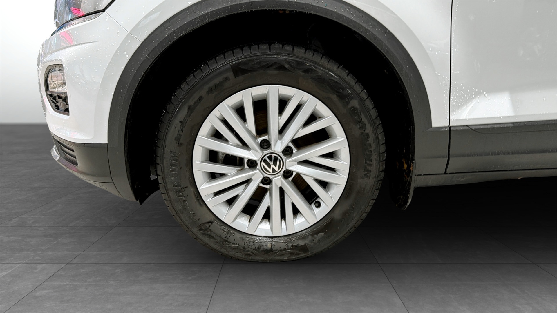 Volkswagen T-Roc MKF41N