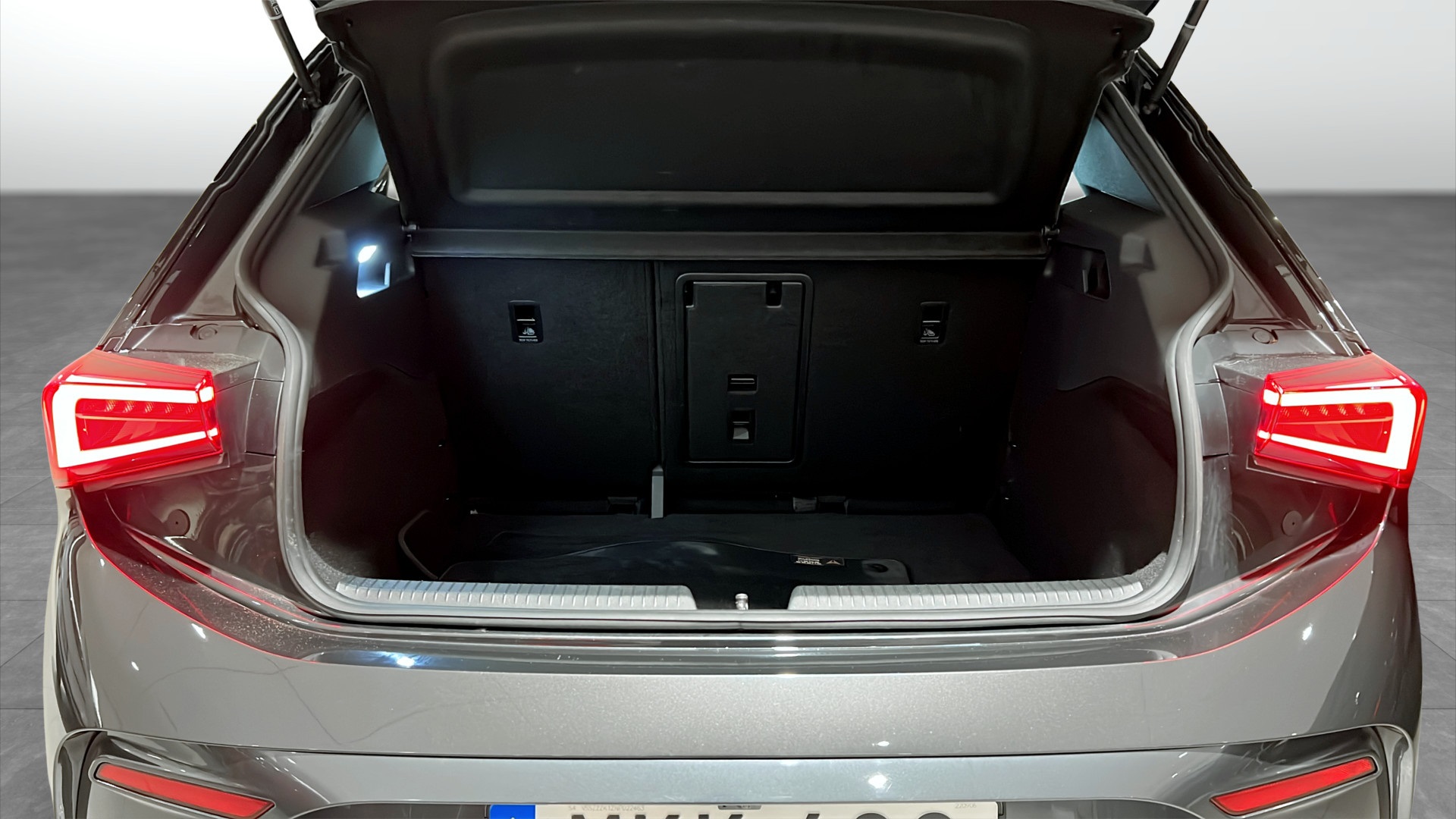 CUPRA Born MKK48S