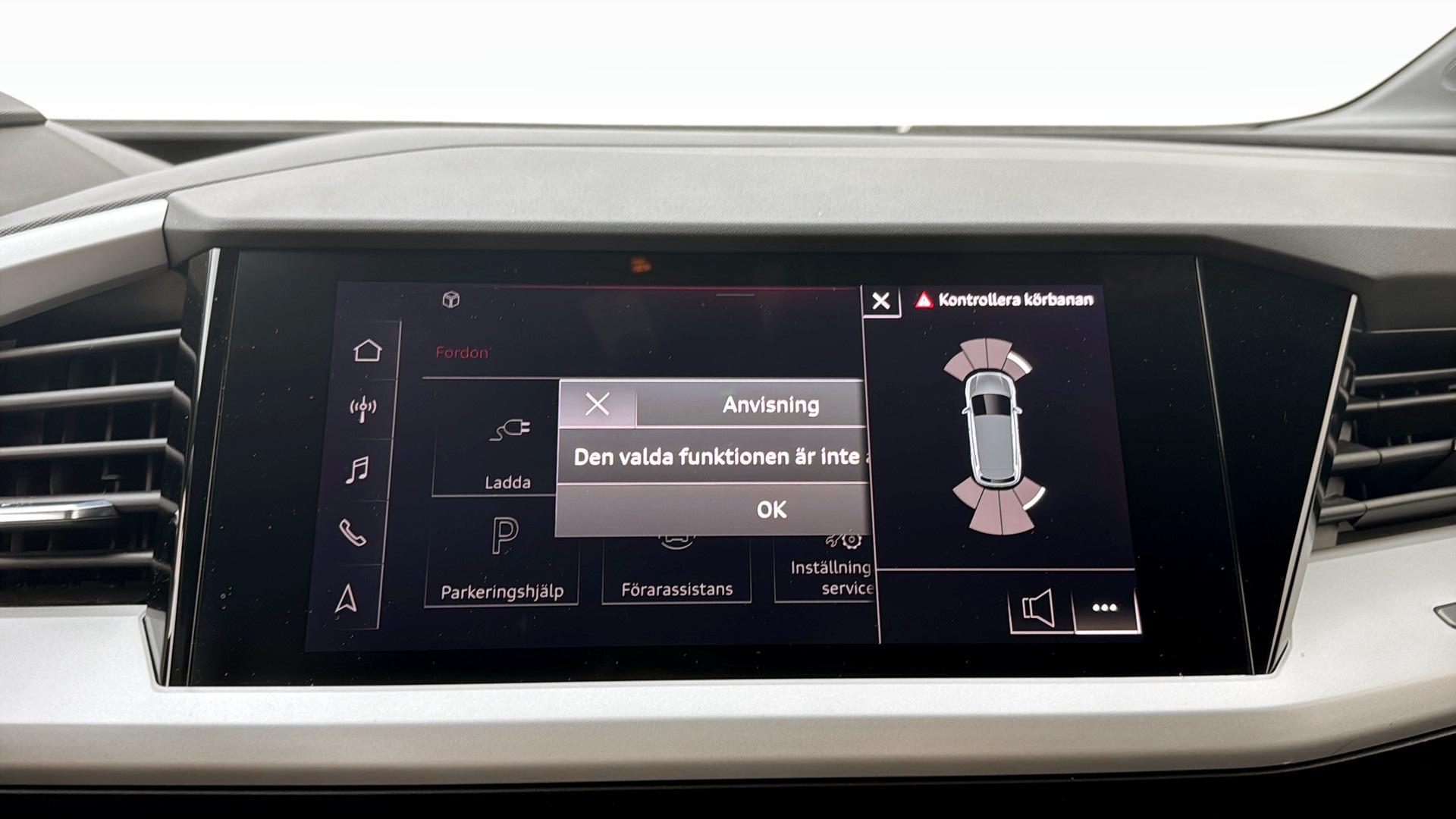 Audi Q4 e-tron MKM85K