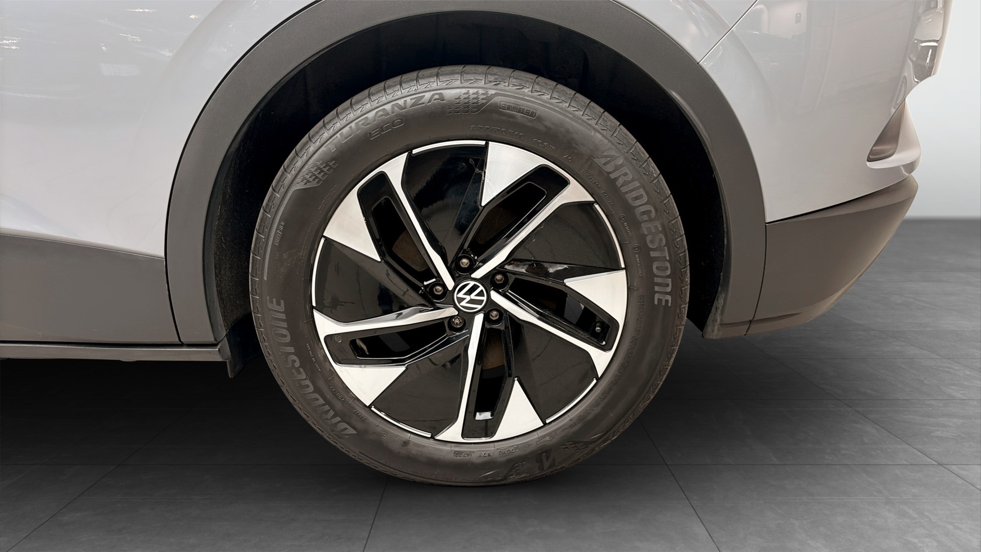 Volkswagen ID.4 MKR48T