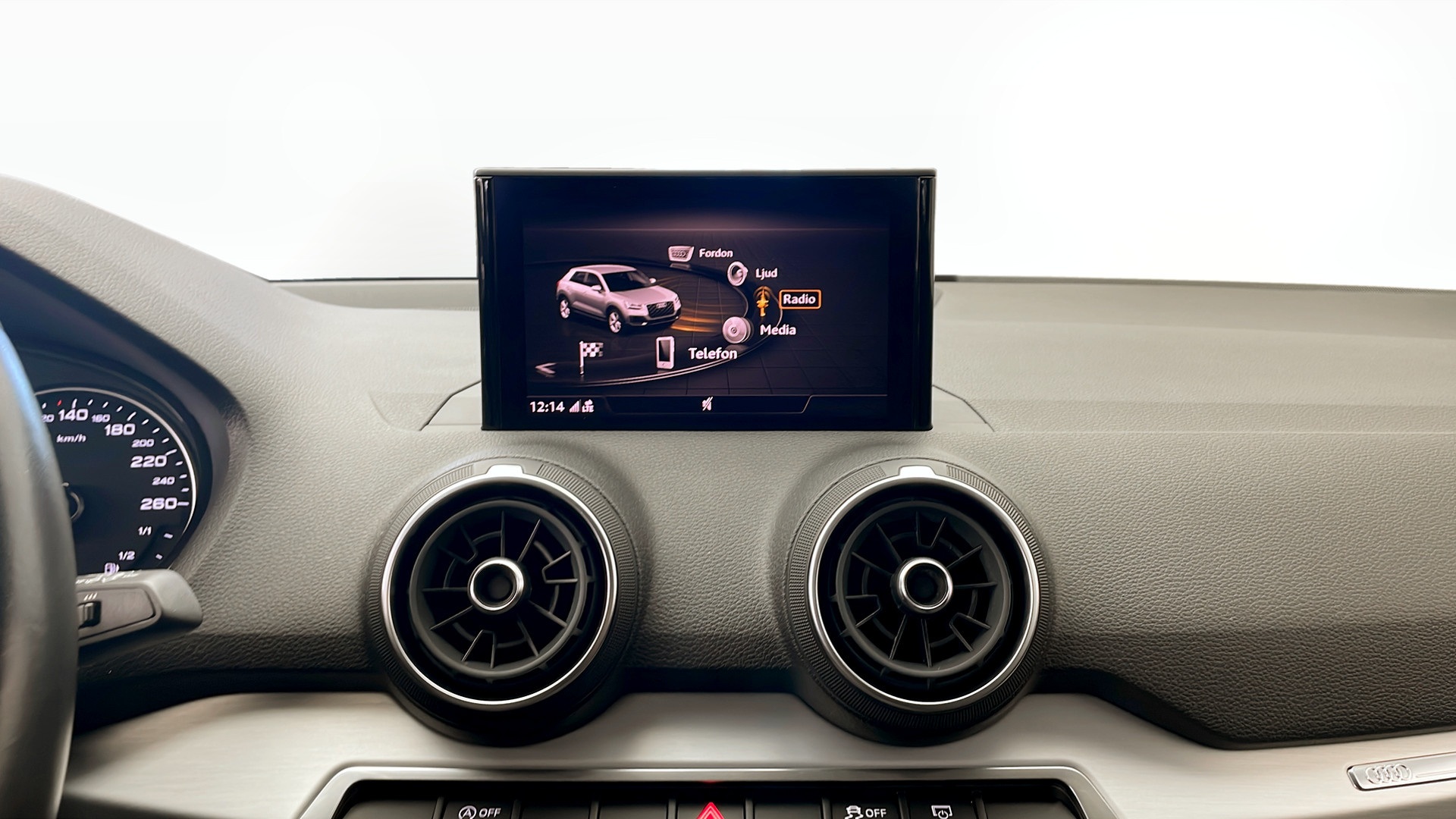 Audi Q2 MLP00L