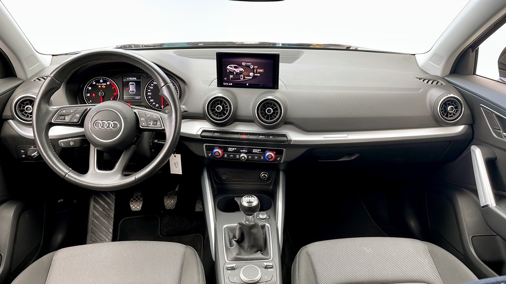 Audi Q2 MLP00L