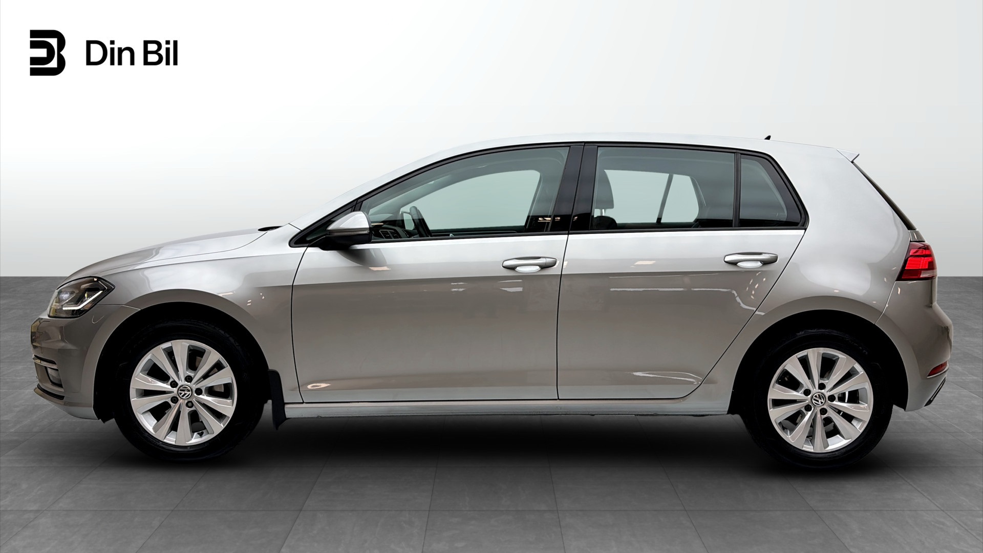 Volkswagen Golf MMB691
