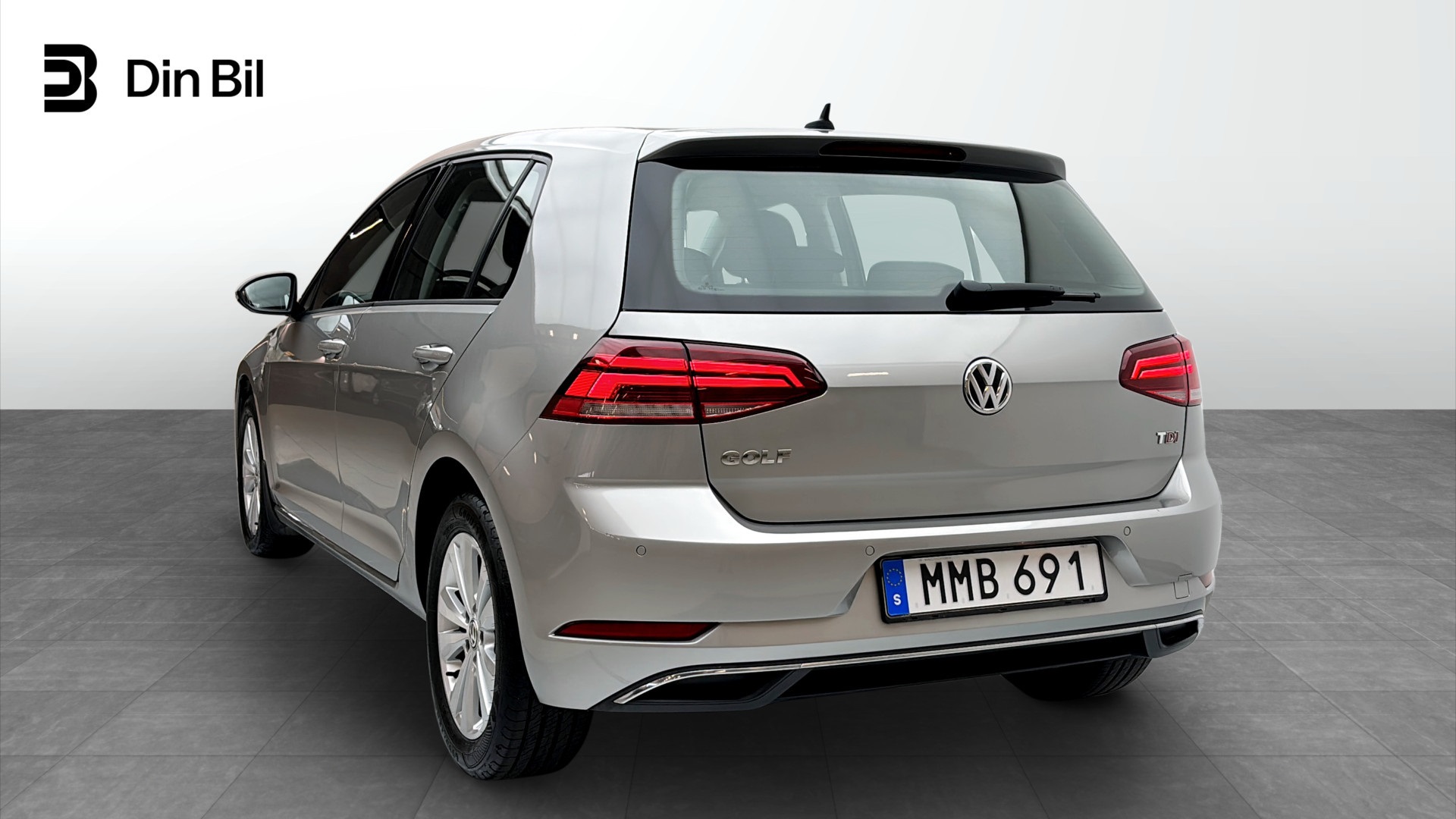 Volkswagen Golf MMB691