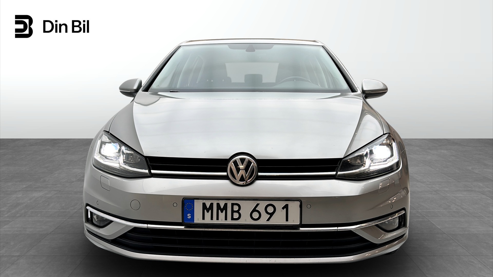Volkswagen Golf MMB691