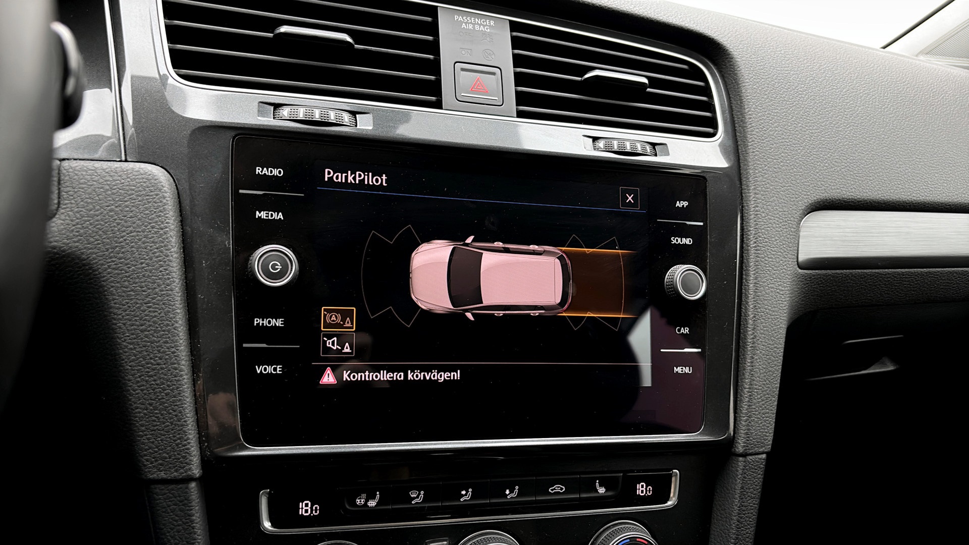 Volkswagen Golf MMB691