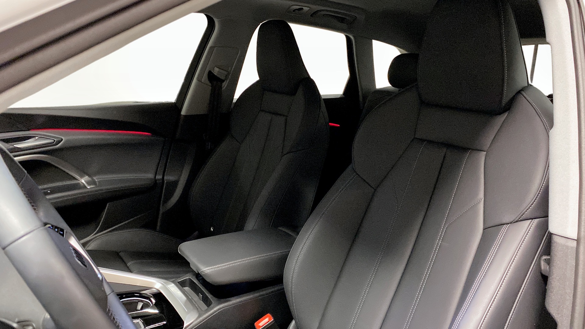 Audi Q5 MMD92T