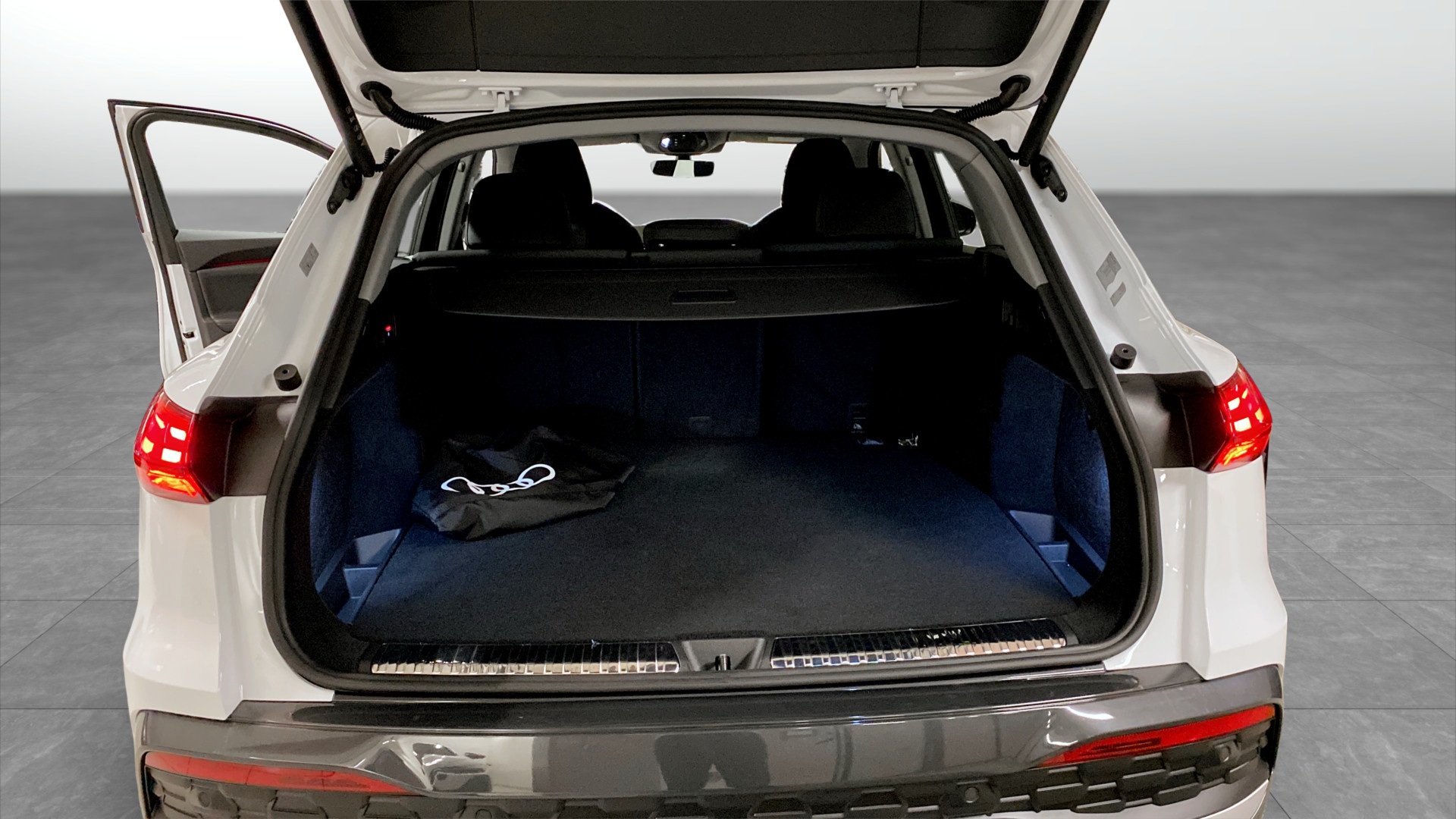 Audi Q5 MMD92T