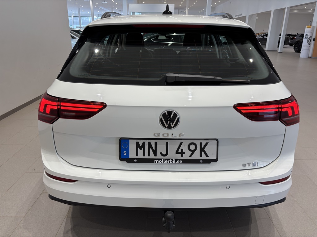 Volkswagen Golf Sportscombi MNJ49K