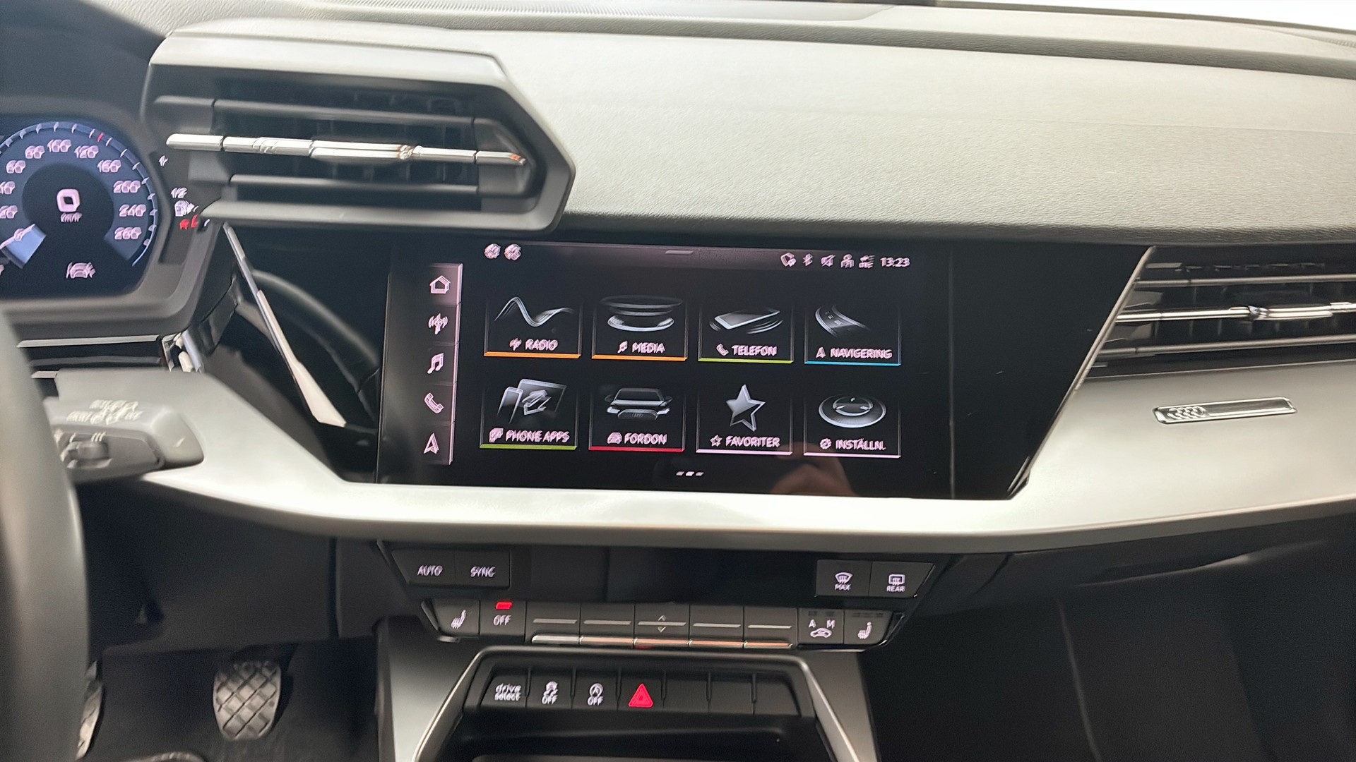 Audi A3 MOF92L