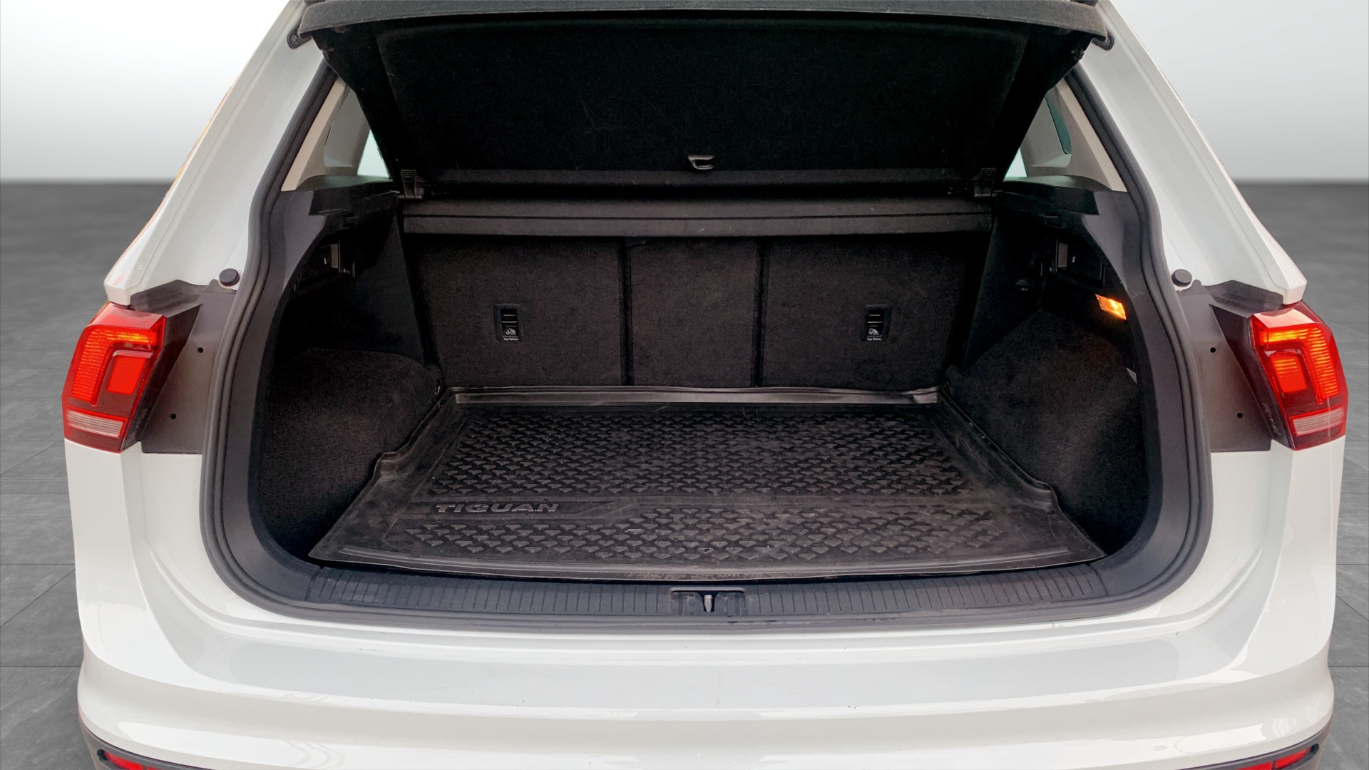 Volkswagen Tiguan MPK41G