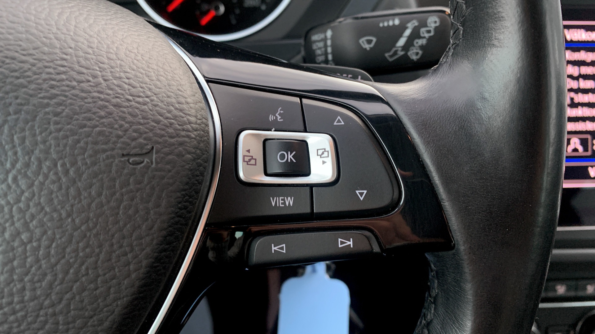 Volkswagen Tiguan MPK41G