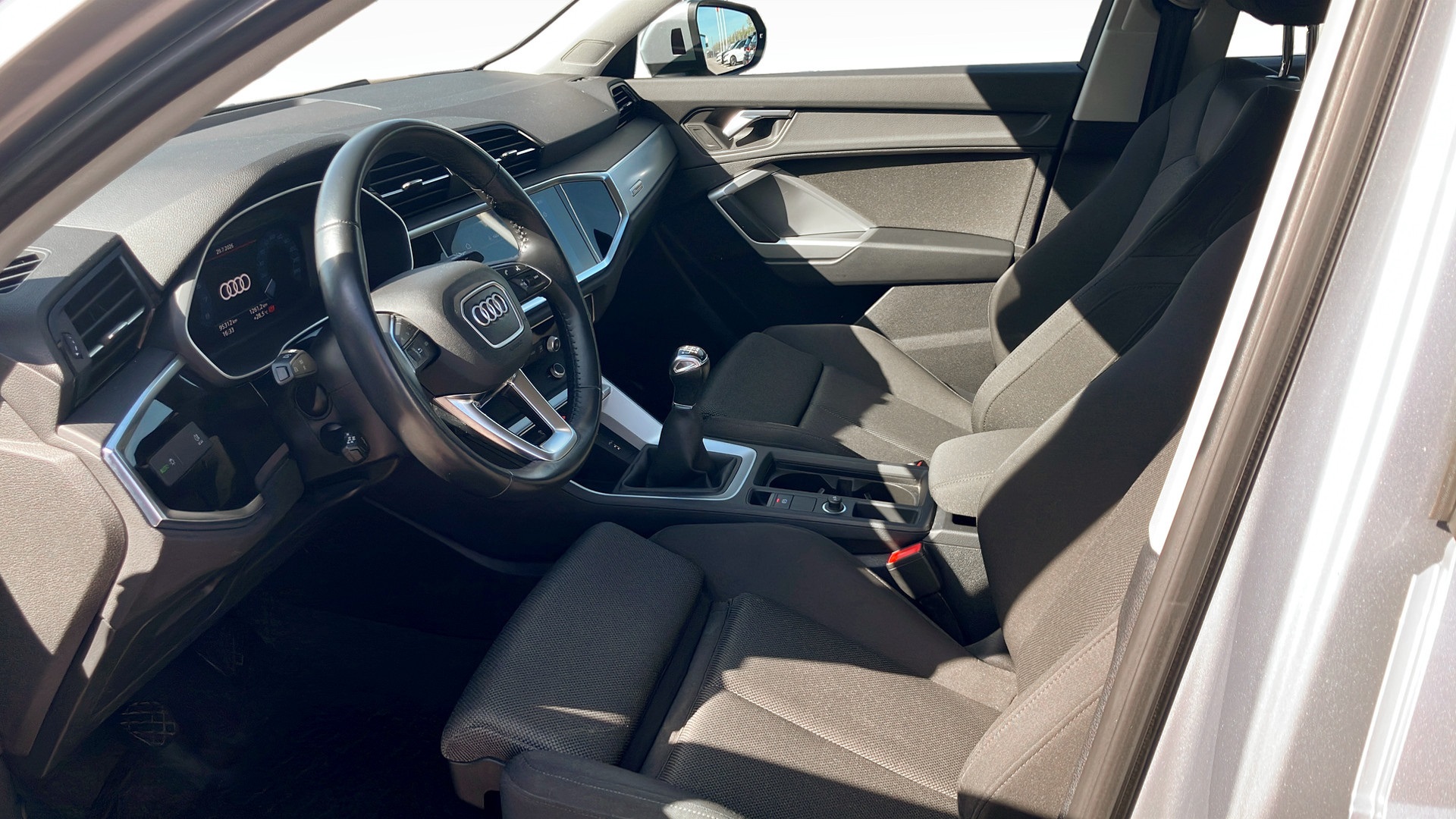 Audi Q3 MRF72T