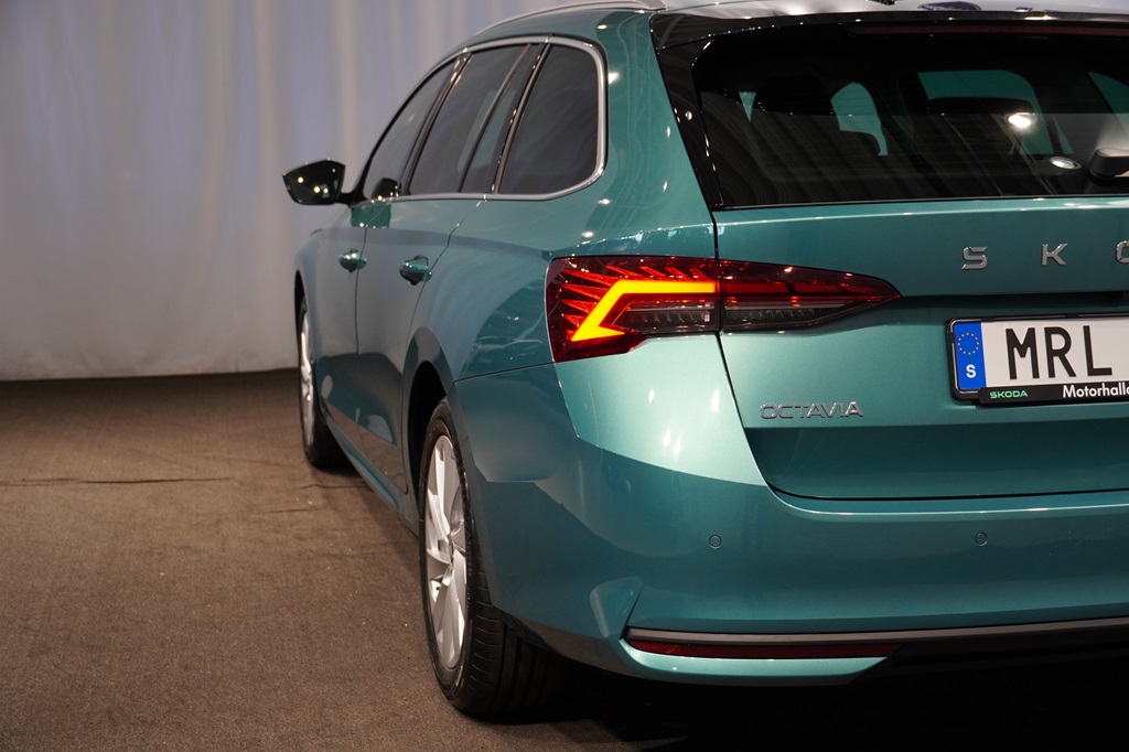 Skoda Octavia MRL49H
