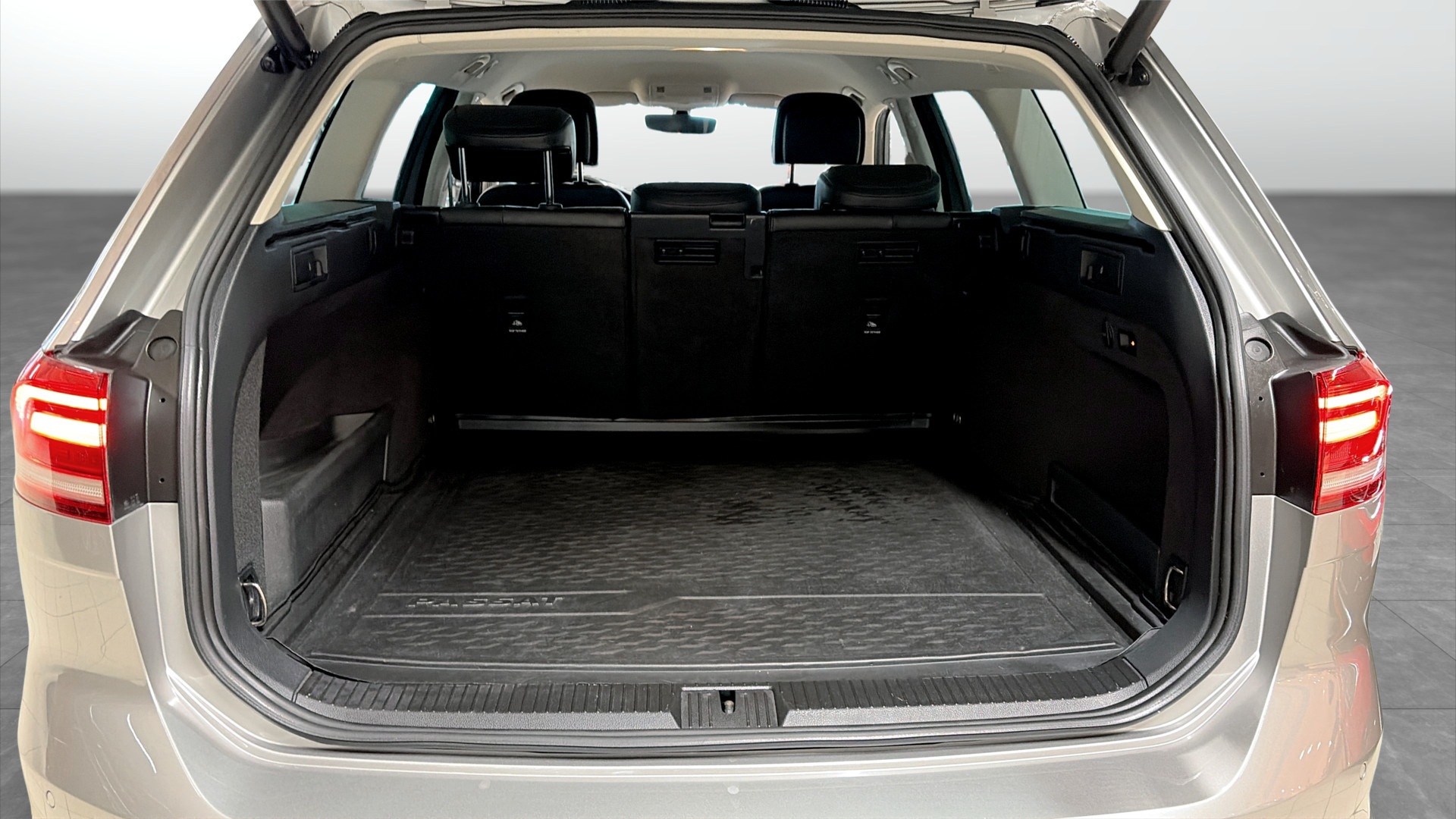 Volkswagen Passat MSC019
