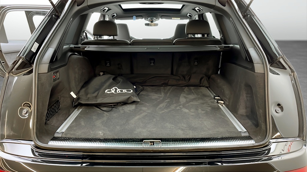 Audi Q7 TFSI e MSR06E