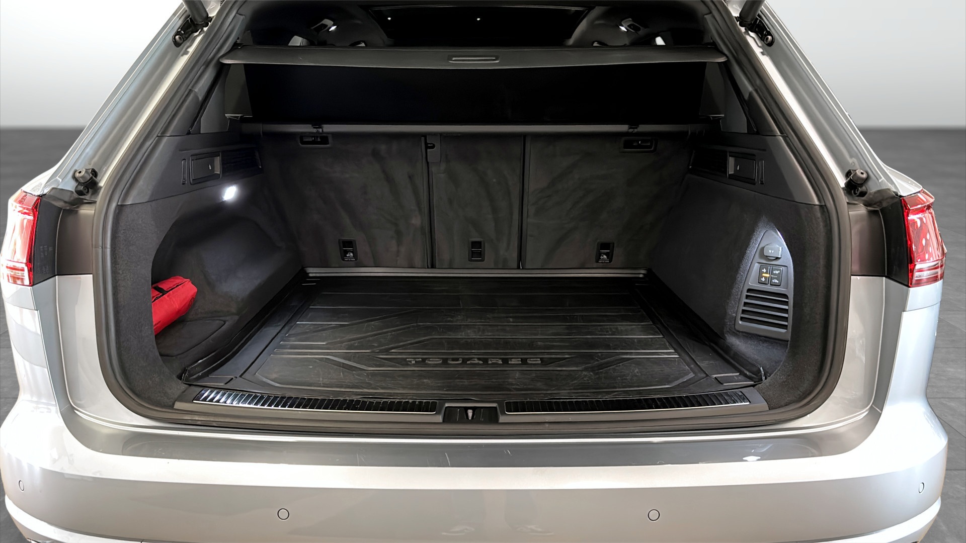 Volkswagen Touareg MTC22L