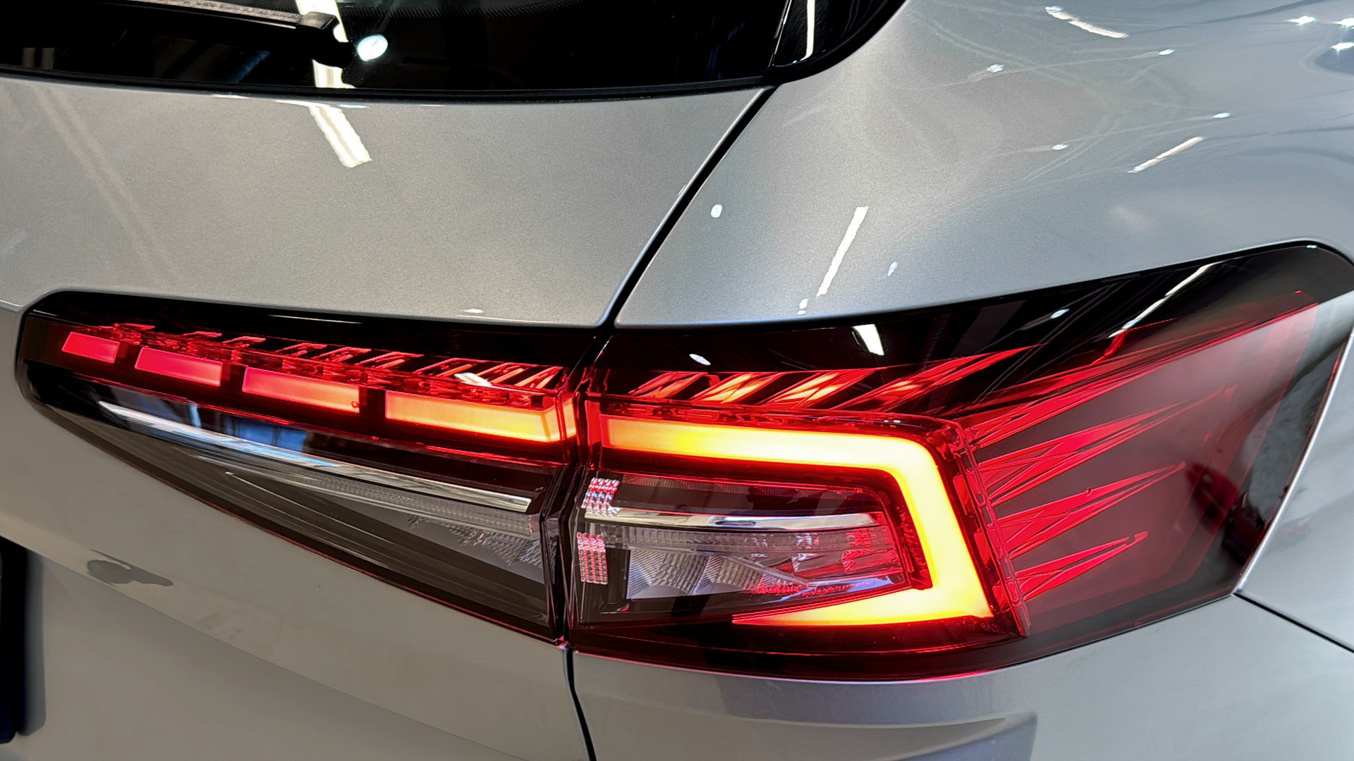 Skoda Superb Combi MTN22G