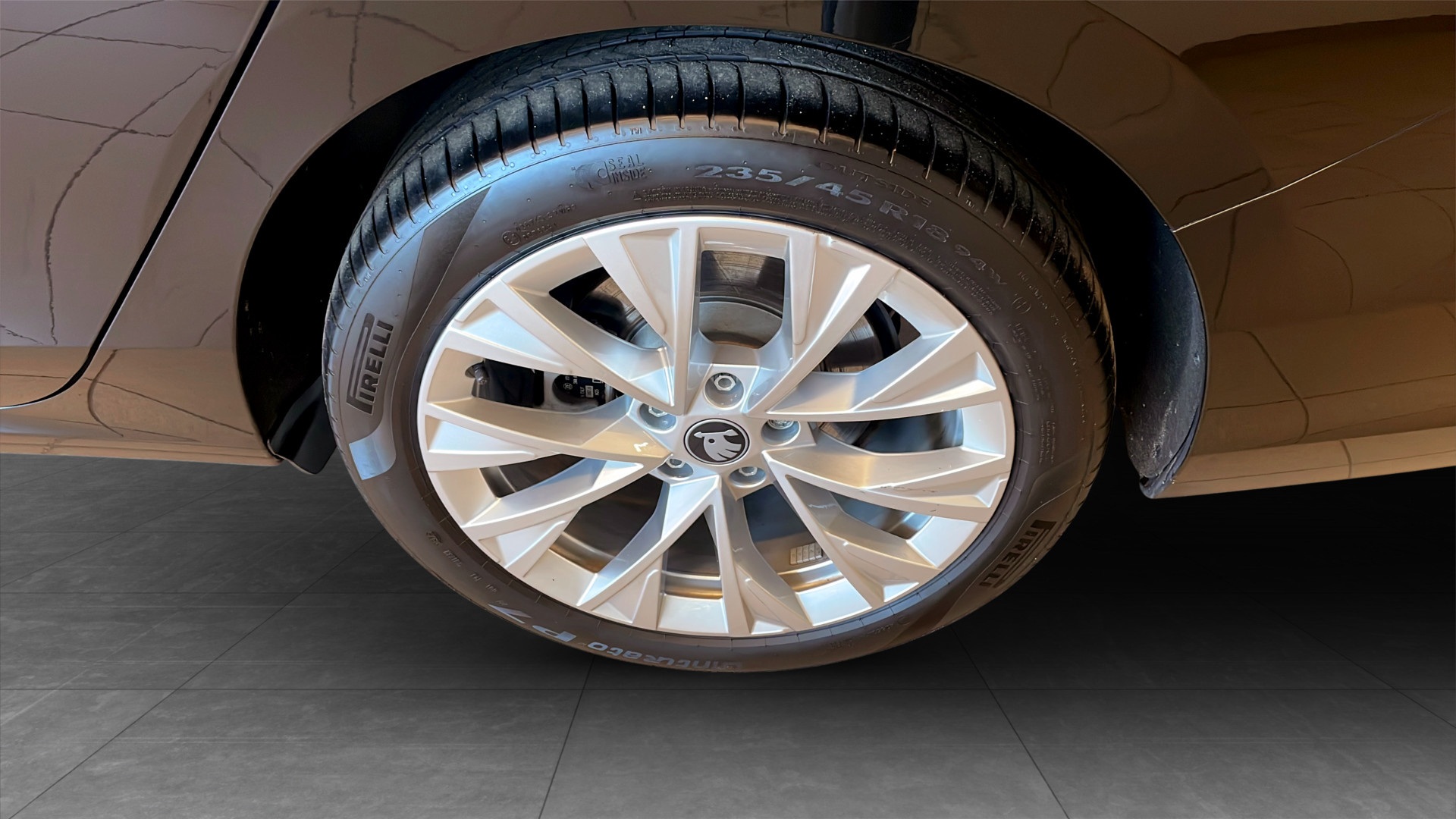 Skoda Superb MTP04L