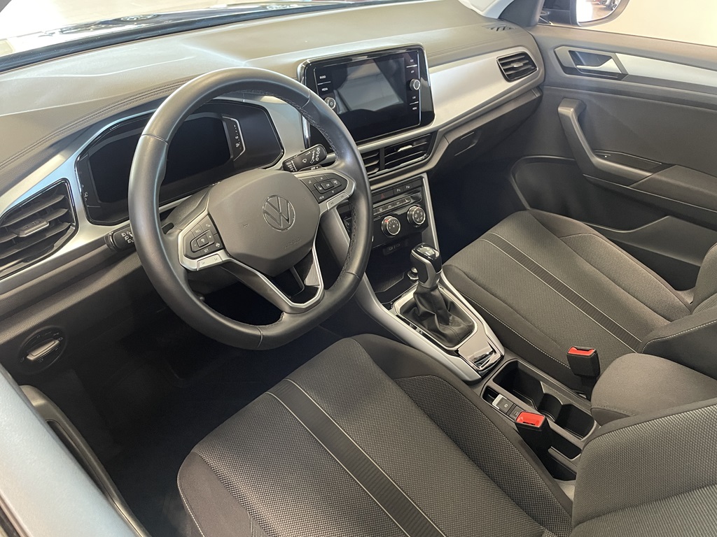Volkswagen T-Roc MWA29D