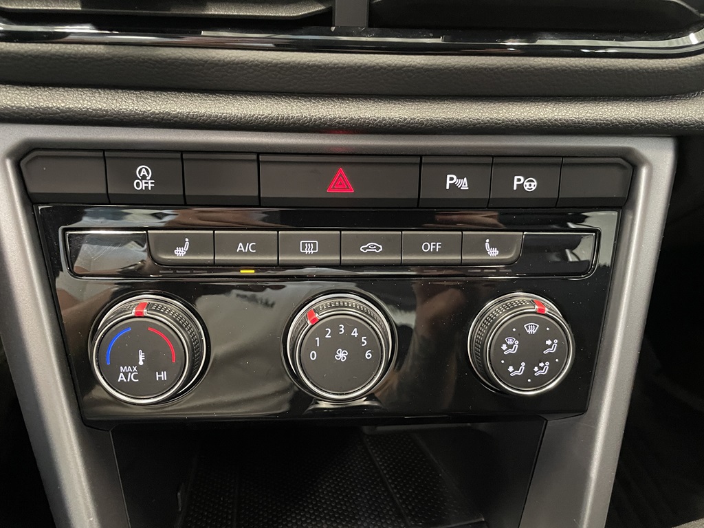 Volkswagen T-Roc MWA29D