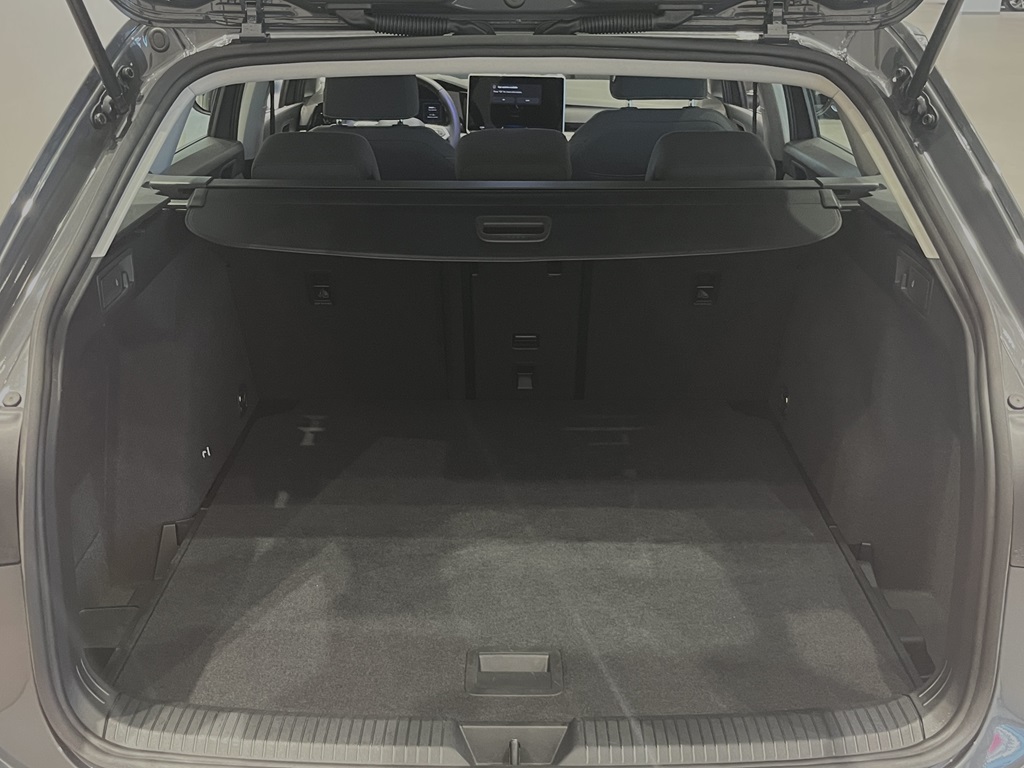Volkswagen Golf Sportscombi MWA89Y