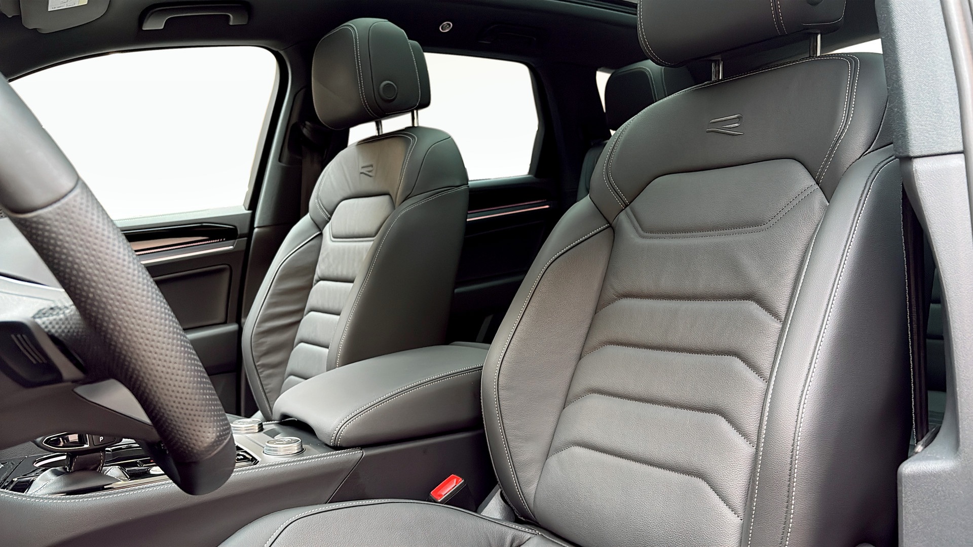 Volkswagen Touareg MWG04D