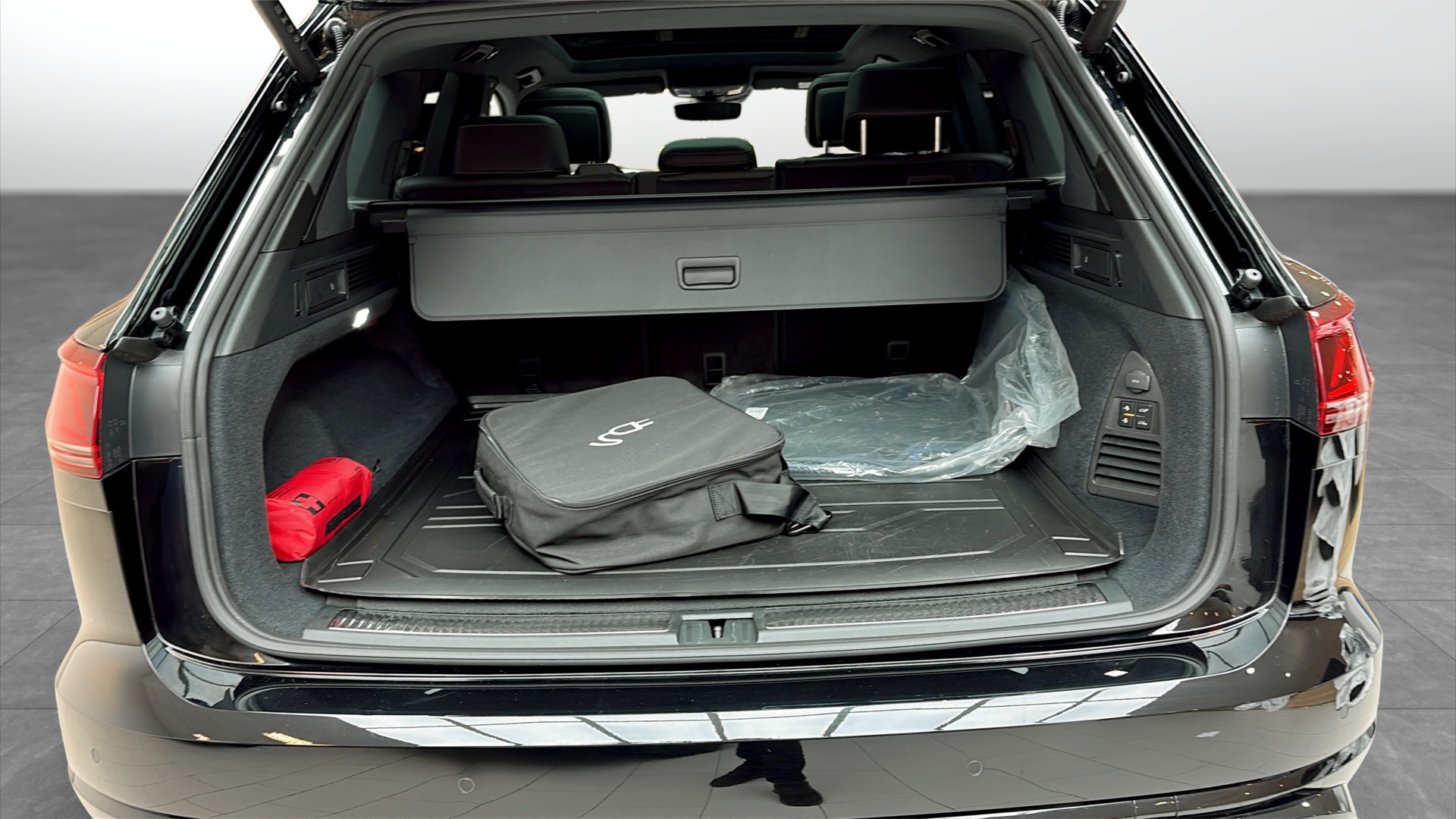 Volkswagen Touareg MWG04D