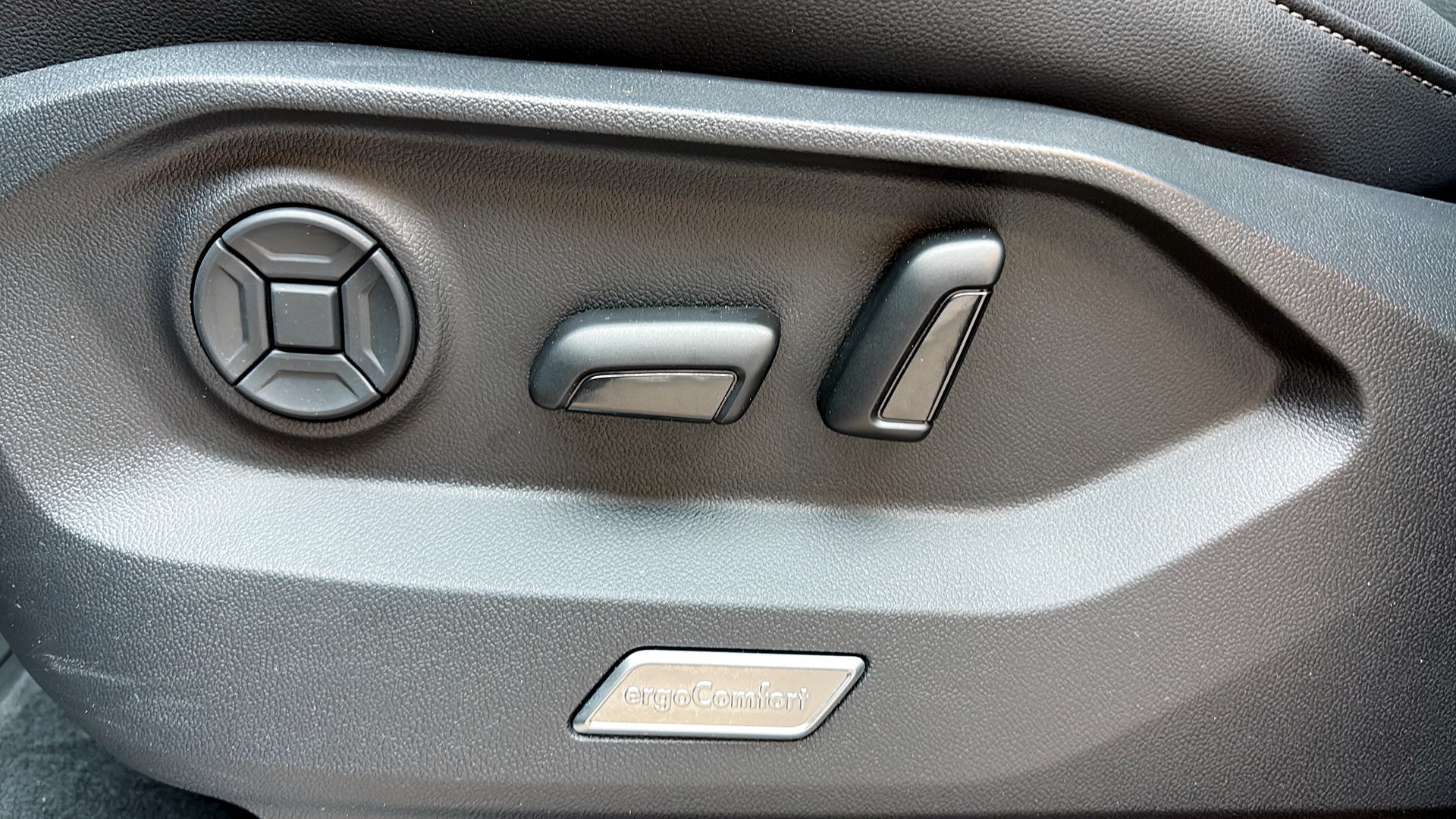 Volkswagen Touareg MWG04D