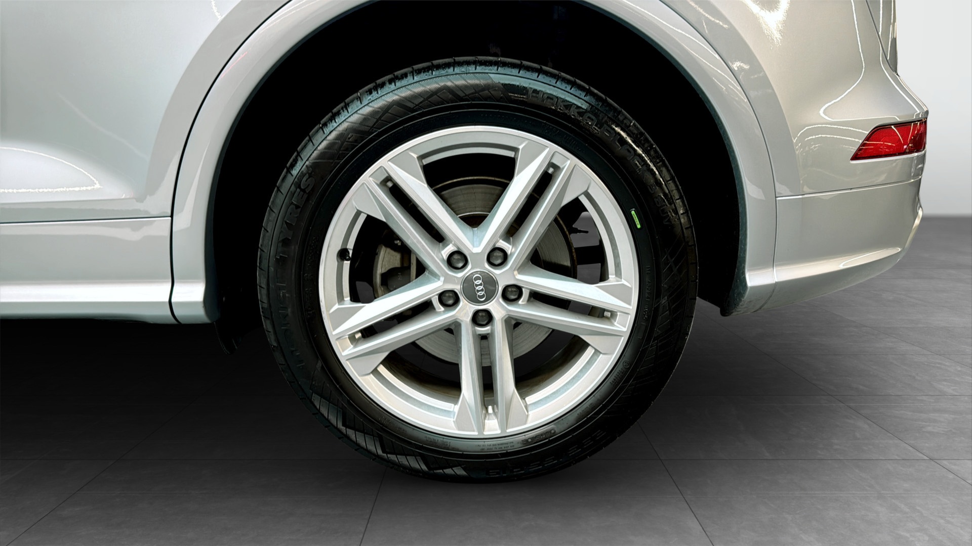 Audi Q5 Sportback TFSI e MXP00T